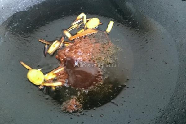 鸡肉酱烧海带黄豆的做法图解6