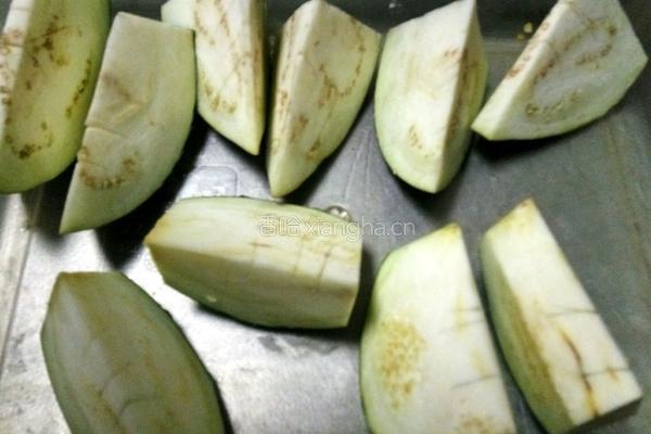 鱼香大块茄的做法图解2
