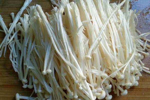金针菇猪肝汤的做法图解3