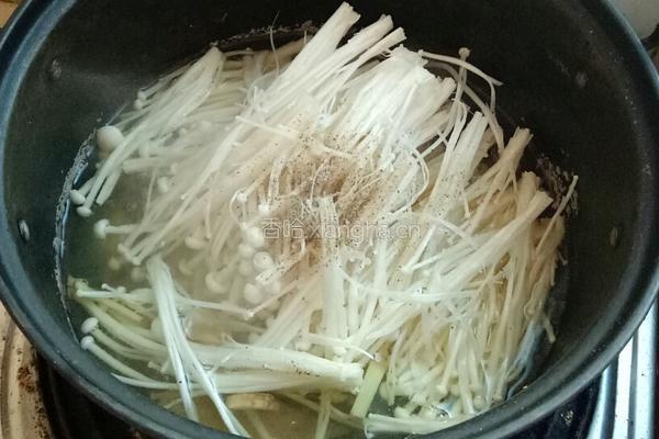 金针菇猪肝汤的做法图解6