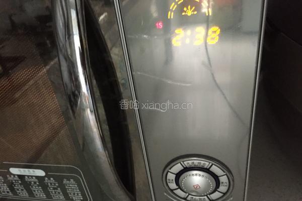 香蕉奶香麦片粥的做法图解4