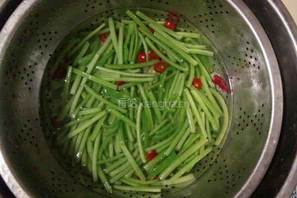 凉拌红薯茎的做法图解5