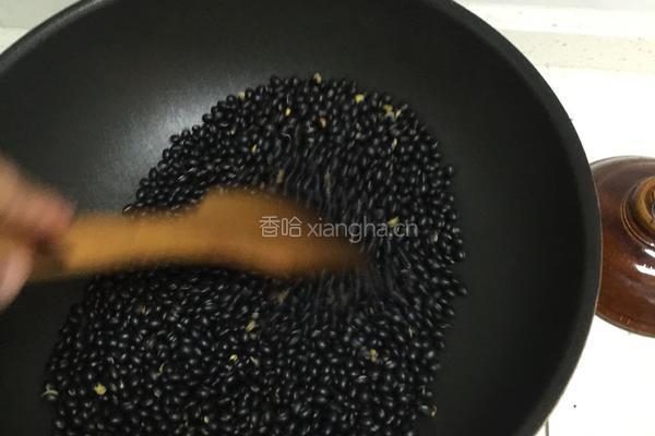 蜂蜜醋泡黑豆的做法图解3