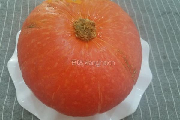 南瓜盅蒸饭的做法图解1