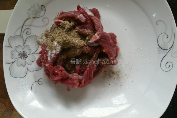 牛肉炖豆腐的做法图解1