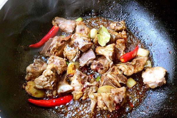排骨焖豆角的做法图解5