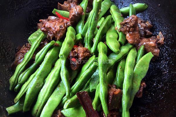 排骨焖豆角的做法图解8