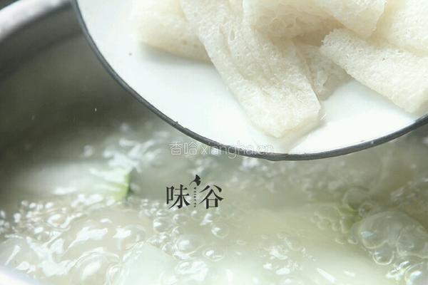 竹荪干贝冬瓜汤的做法图解9