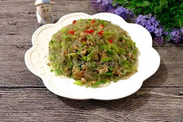 肉末香芹炒粉条的做法图解8