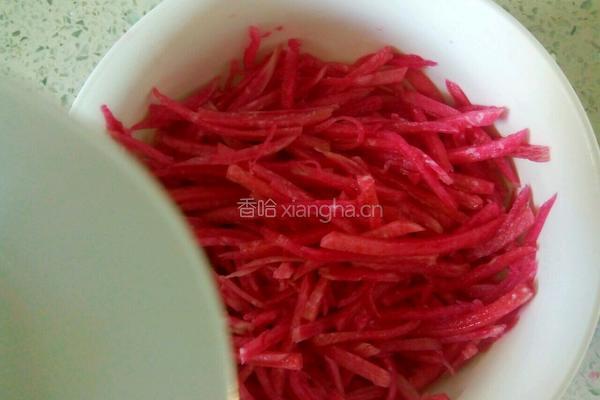 凉拌心里美萝卜丝的做法图解7