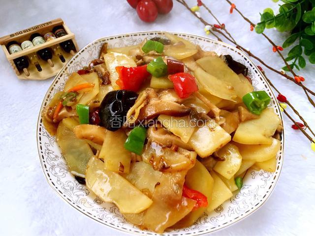 榛蘑炒土豆片