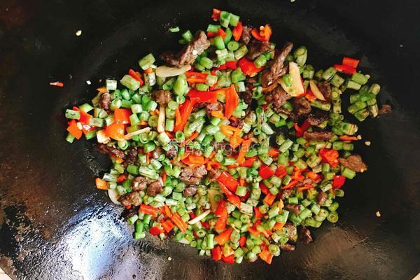 牛肉炒豇豆的做法图解9