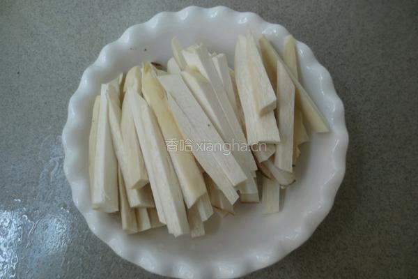 杏鲍菇炒青椒的做法图解2