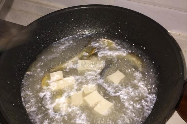泥鳅豆腐汤的做法图解2