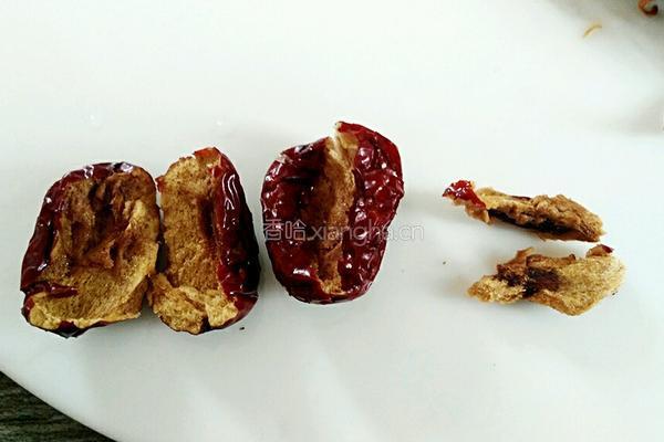 茶树菇炖鸡肉的做法图解3