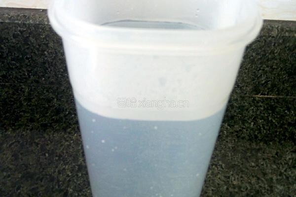 牛奶黑凉粉的做法图解4