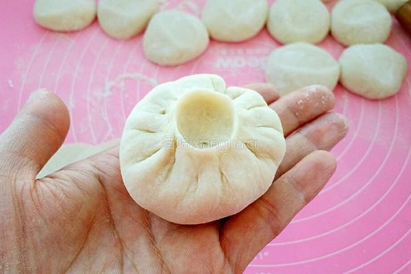 韭菜素包子的做法图解19