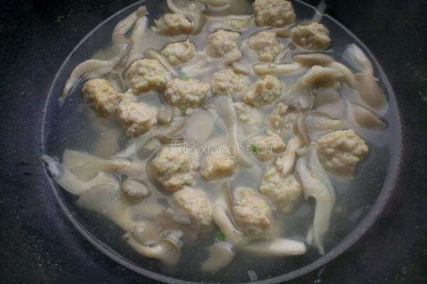 蘑菇肉丸汤的做法图解7