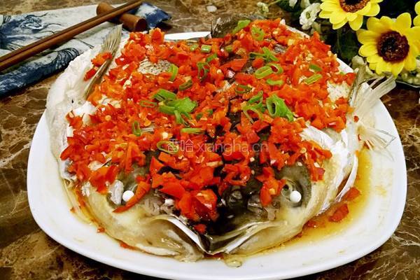 清蒸剁椒鱼头的做法图解8