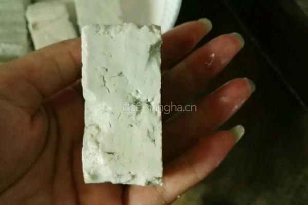 葱油臭豆腐的做法图解2