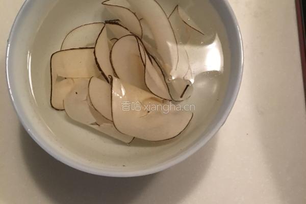 海底椰炖鸡汤的做法图解1