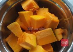 南瓜饼的做法图解1