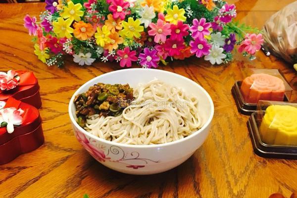 香菇云豆炸酱面的做法图解15