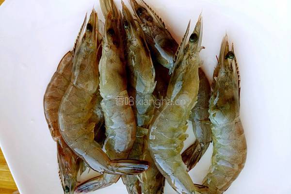 扇贝蒸蒜蓉大虾的做法图解2