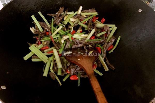 爆炒牛肉丝的做法图解7