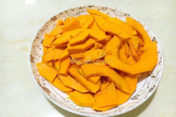 南瓜糯米糍的做法图解1