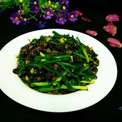 韭菜炒螺丝肉的做法[图]