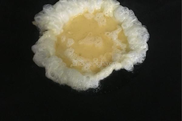 小葱煎鸡蛋的做法图解3