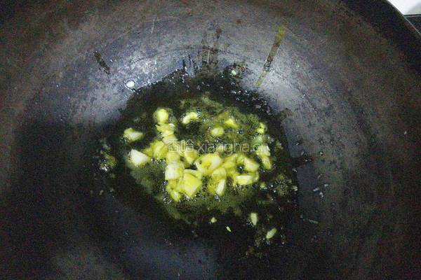 鱼丸油麦菜的做法图解3