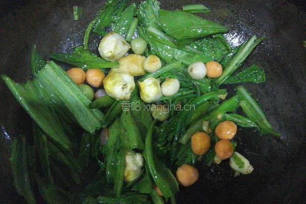 鱼丸油麦菜的做法图解5