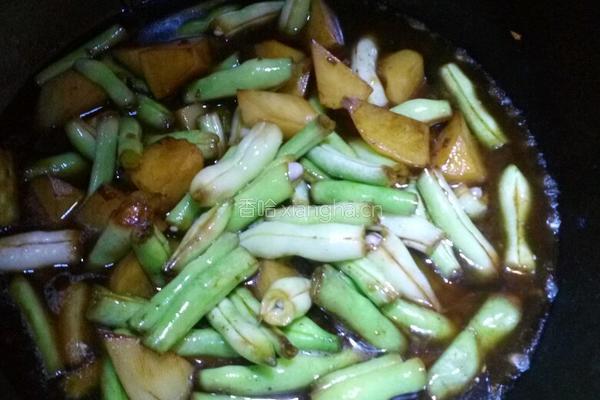 四季豆烧土豆的做法图解11