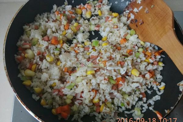 葱油炒饭的做法图解6