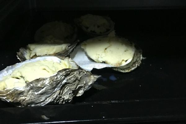 芝士焗生蚝的做法图解7