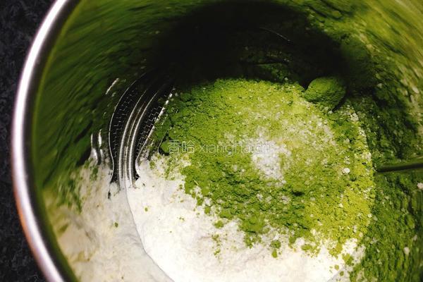 抹茶树干蛋糕卷的做法图解9