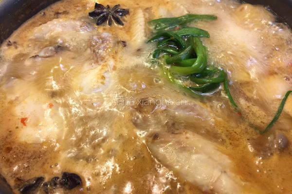芋头烧鸡的做法图解4