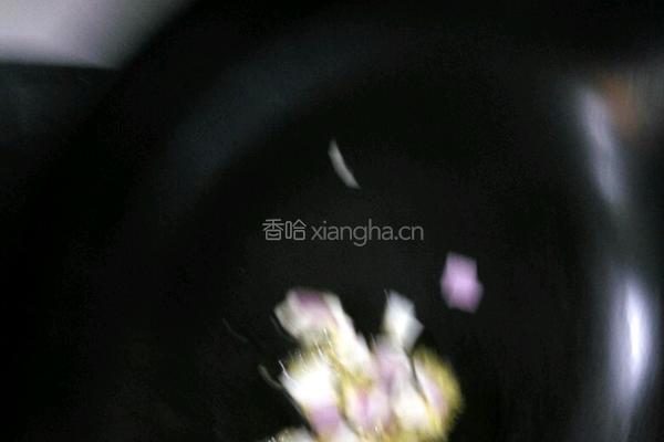 辣肠炒角瓜的做法图解3