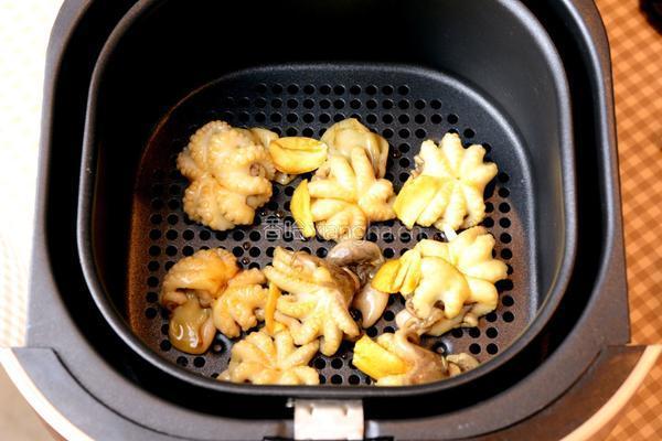 酱烤墨鱼仔的做法图解4