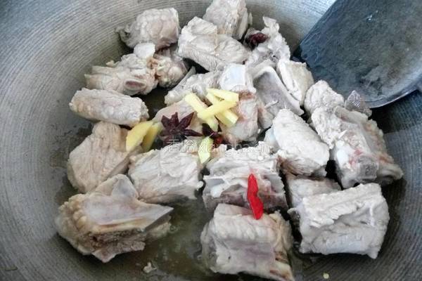 梅干菜烧排骨的做法图解8
