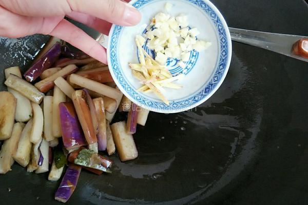 素烧茄子的做法图解6