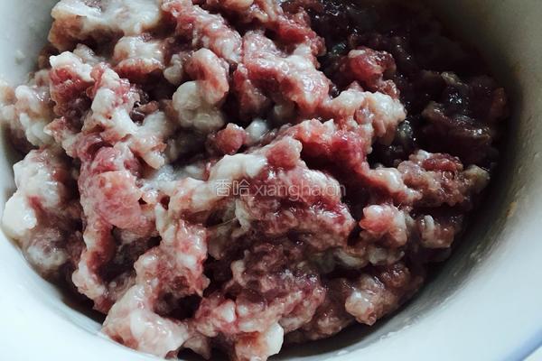 冬菇蒸肉饼的做法图解1