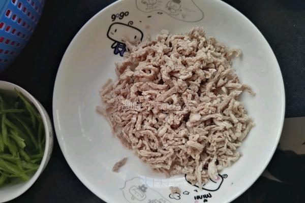 炒肉丝的做法图解1