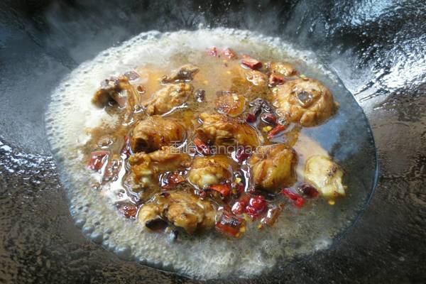毛豆辣子鸡的做法图解9