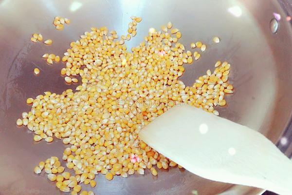 焦糖奶油爆米花的做法图解3