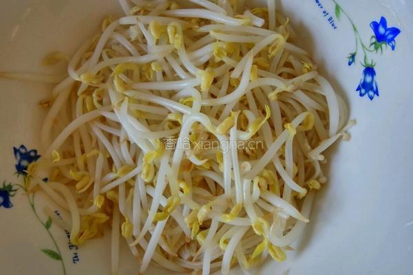 西红柿肥牛汤的做法图解7