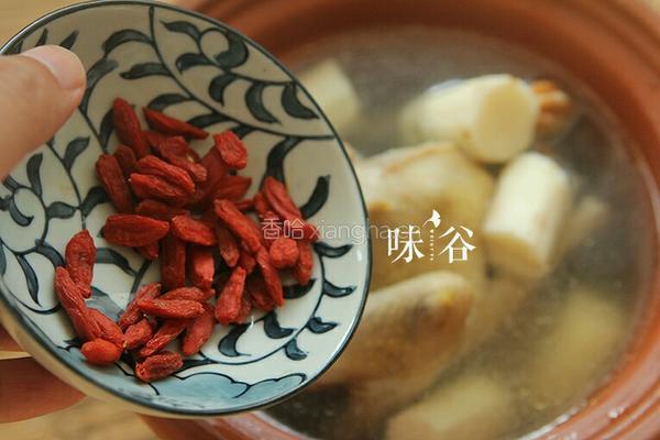 山药鸽子汤的做法图解5