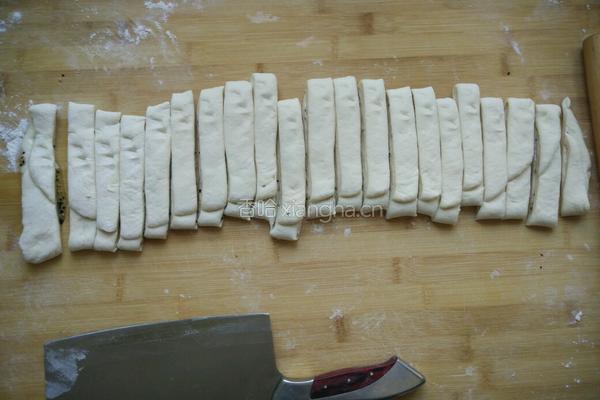 芝麻花卷的做法图解10